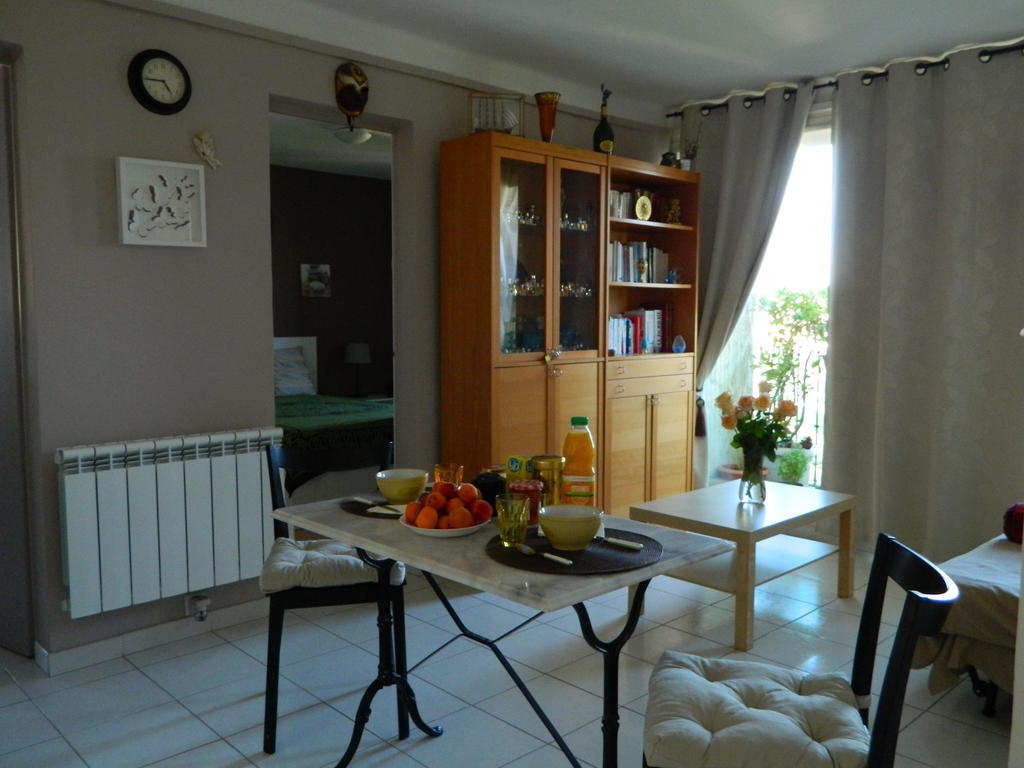 Chambre D'Hote Zen Chez Philippe Parking Compris Bed & Breakfast Marseille Bagian luar foto